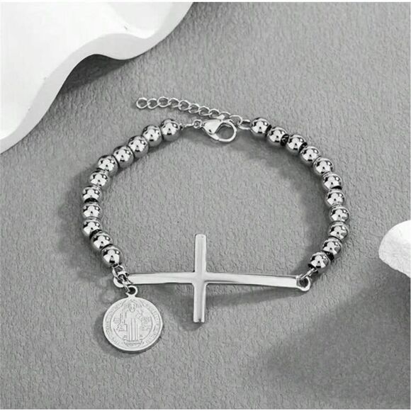Cross Beaded Bracelet - Picture 1 of 5